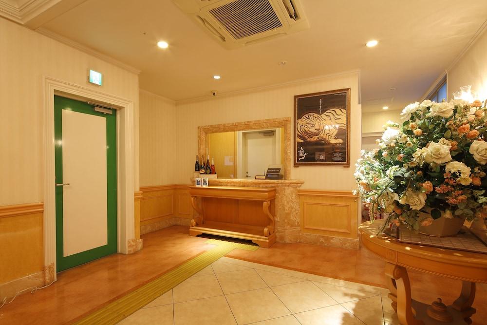 lobby