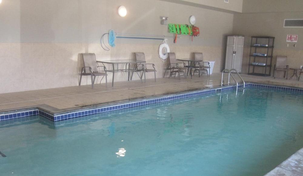 swimming pool spa