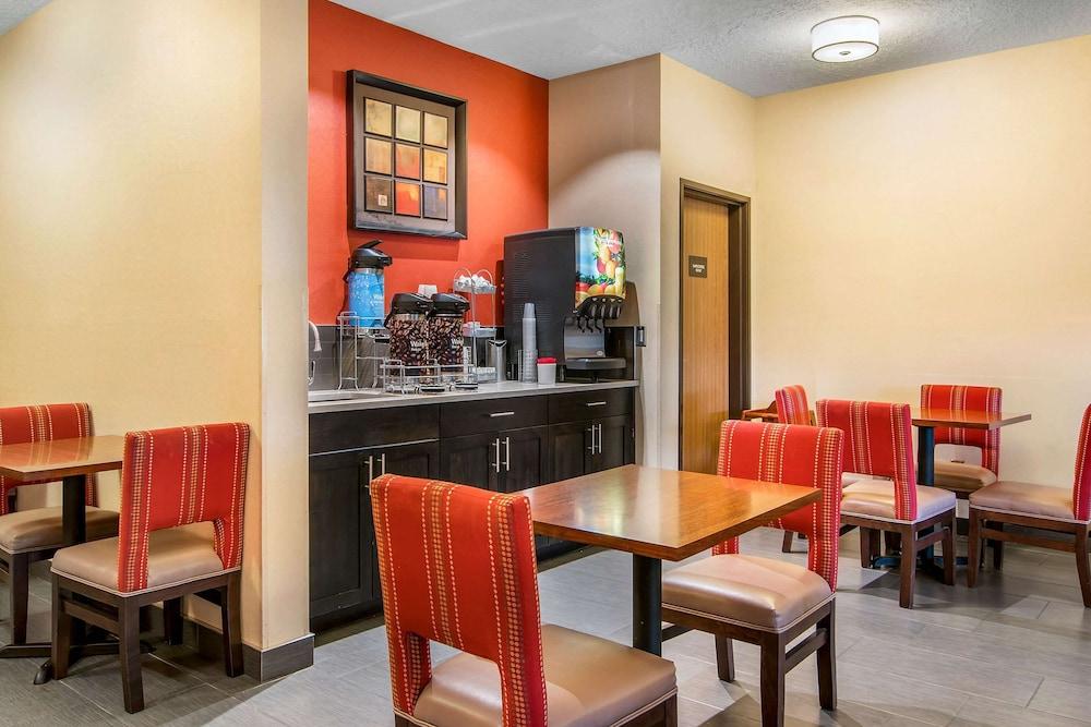 restaurant-cafeteria
