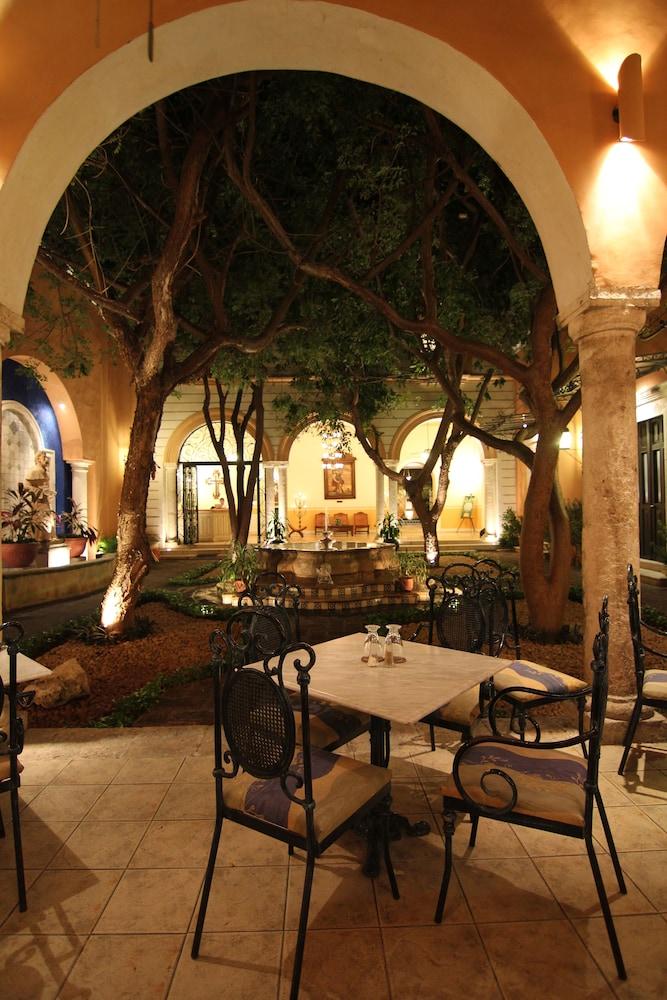 restaurant-cafeteria