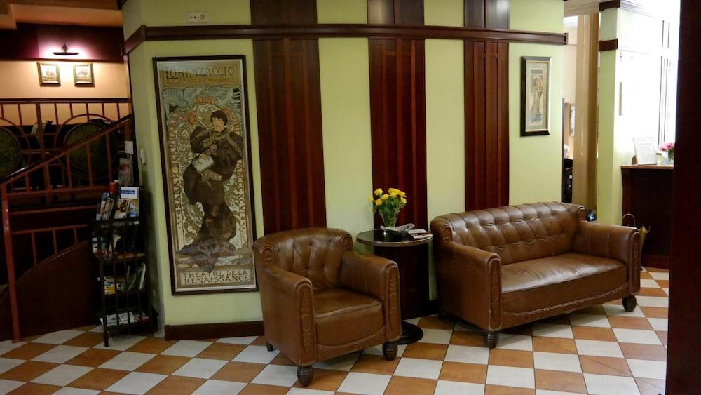 lounge