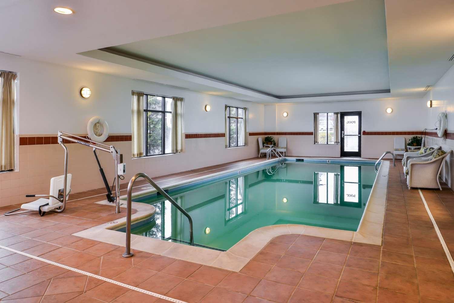 swimming pool spa
