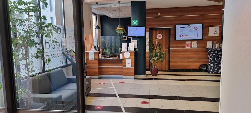 lobby