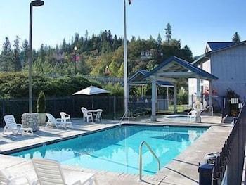 swimming pool spa