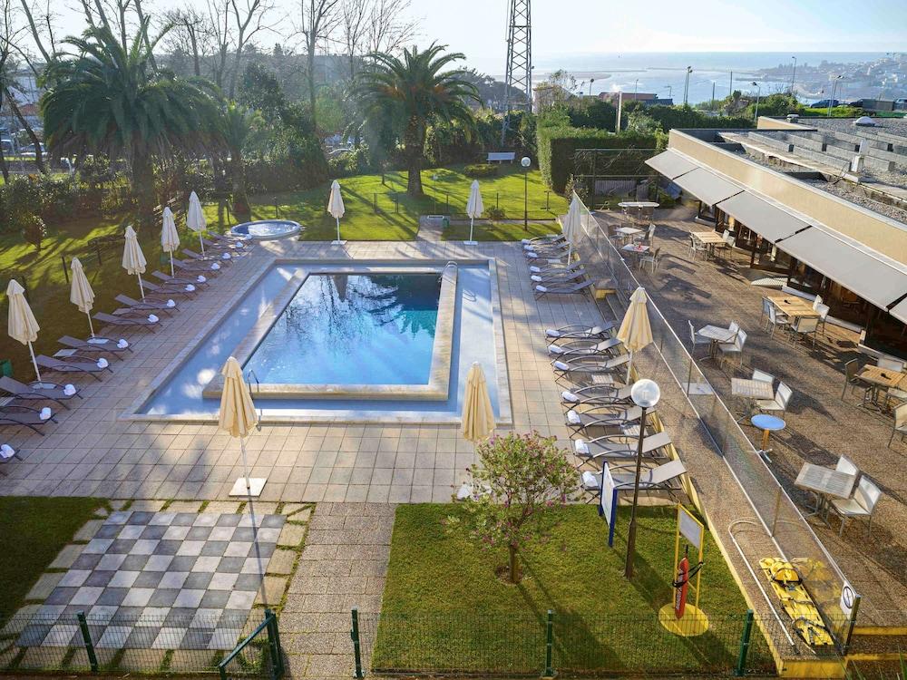 swimming pool spa
