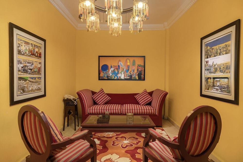 lounge