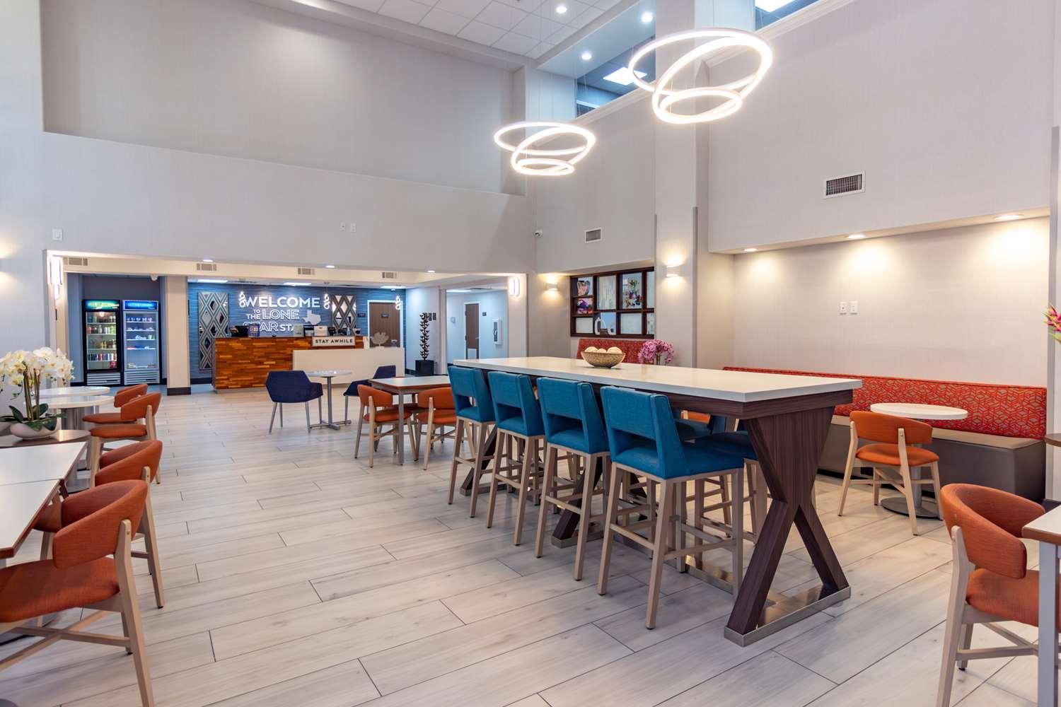 restaurant cafeteria