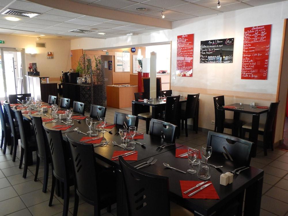 restaurant-cafeteria