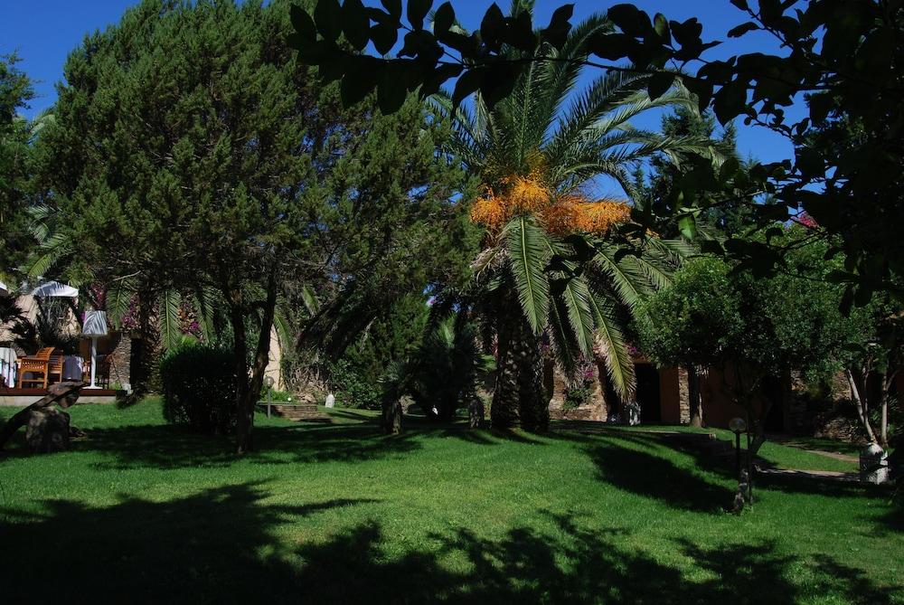 surroundings