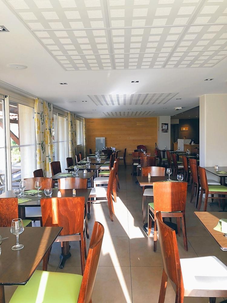 restaurant-cafeteria