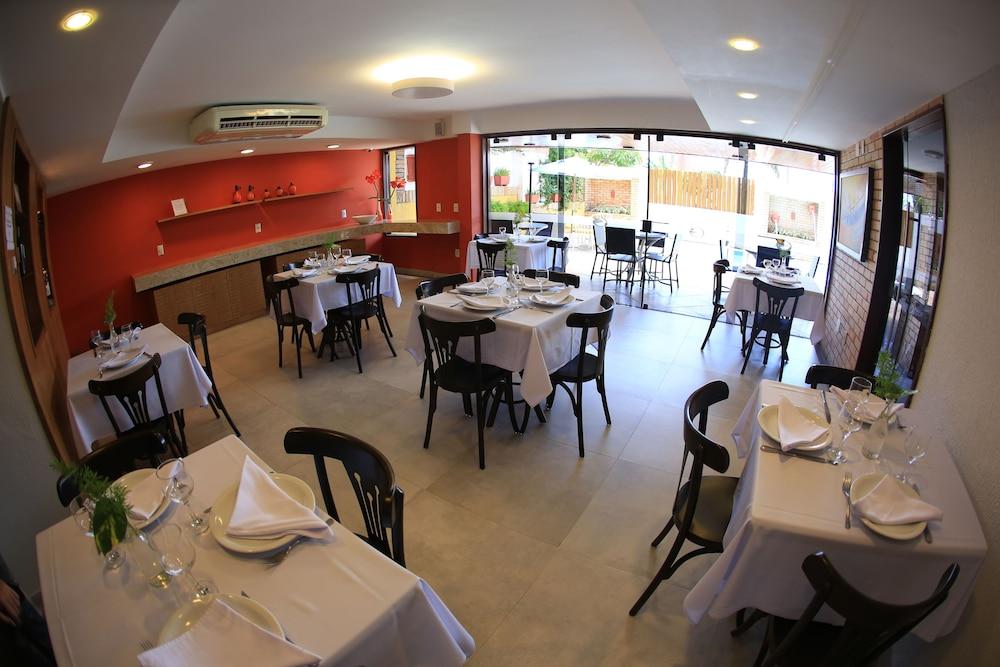 restaurant-cafeteria