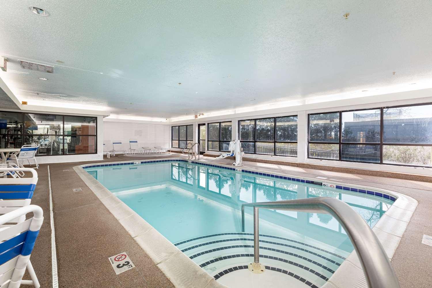 swimming pool spa