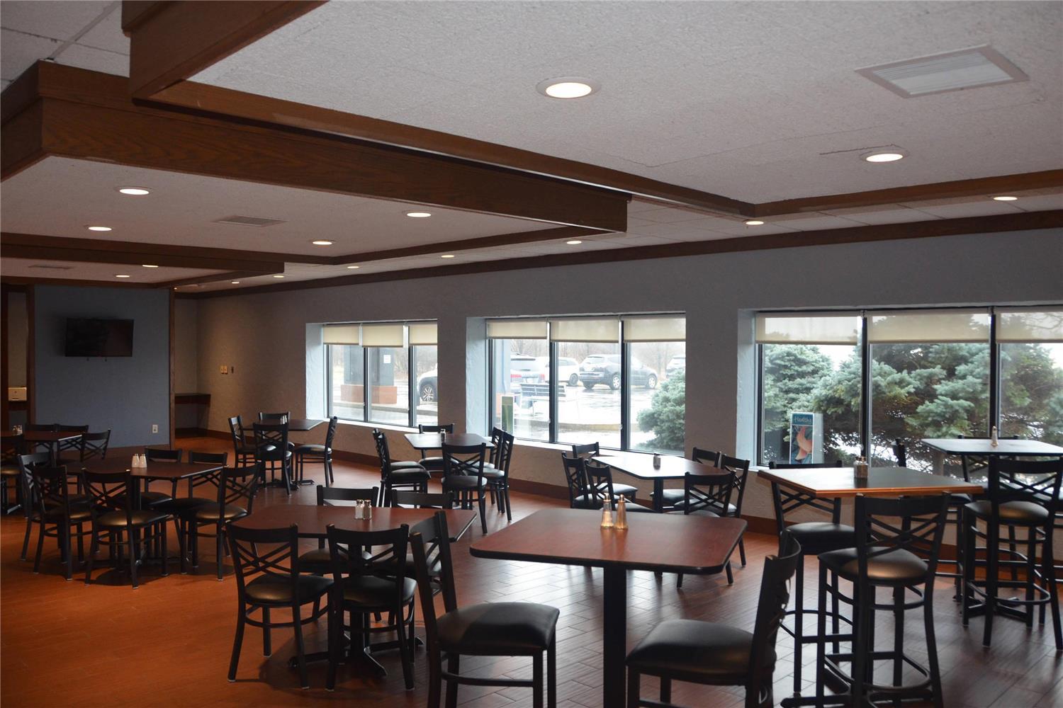 restaurant cafeteria