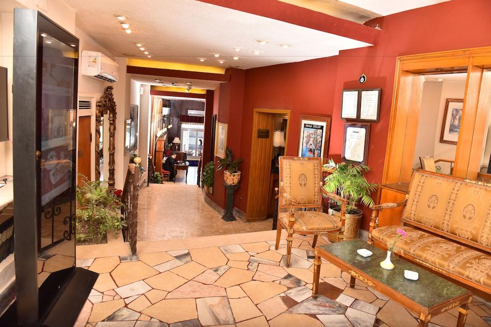 lobby