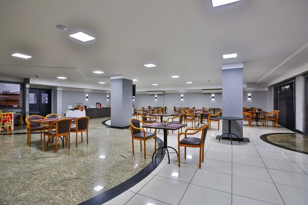restaurant-cafeteria