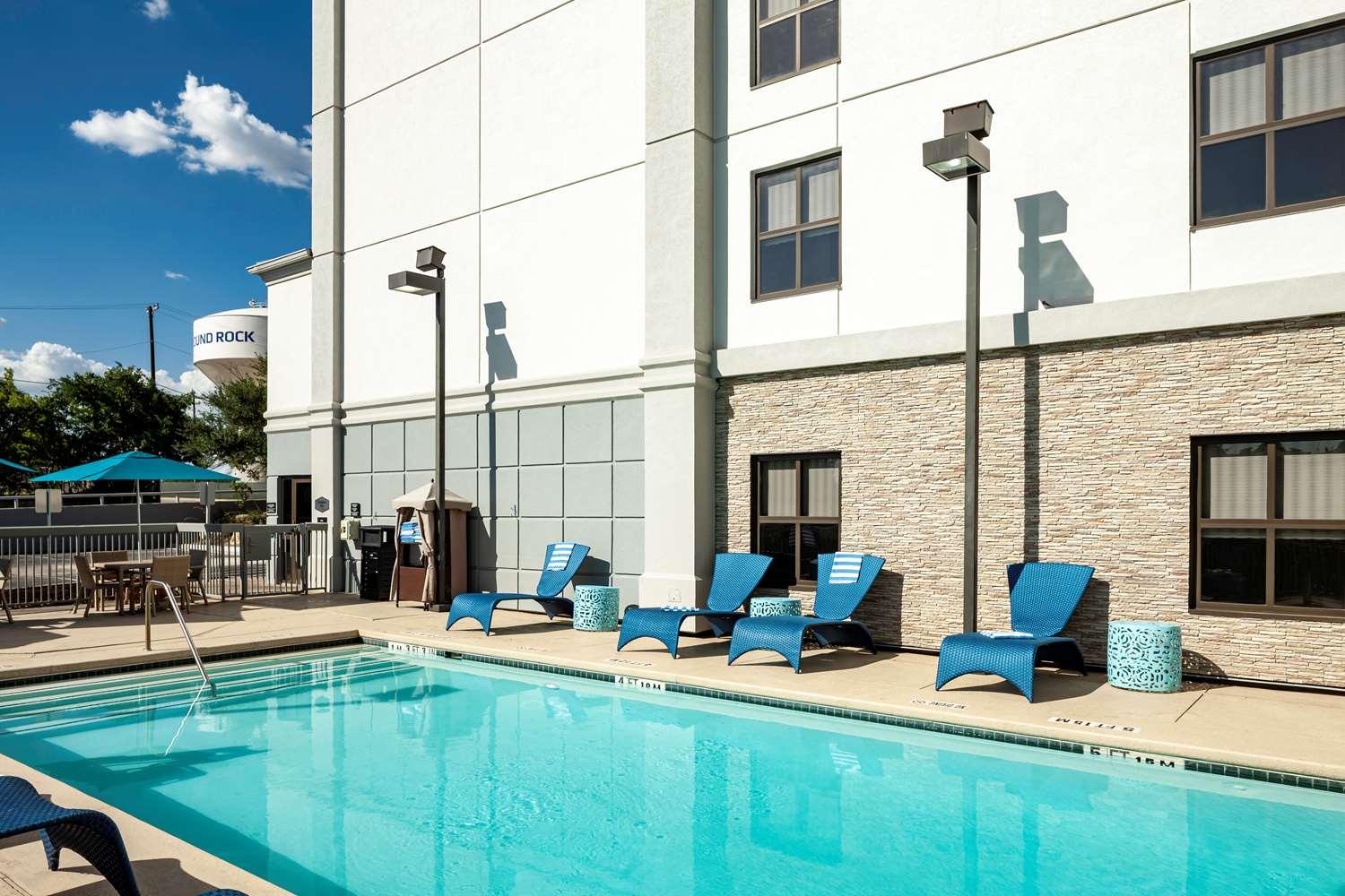 swimming pool spa