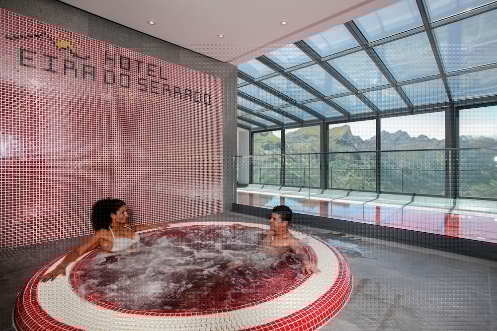 swimming pool spa
