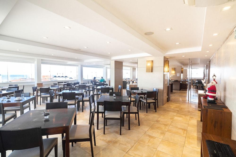 restaurant-cafeteria
