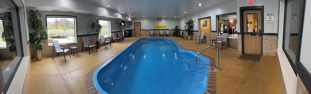 swimming pool spa