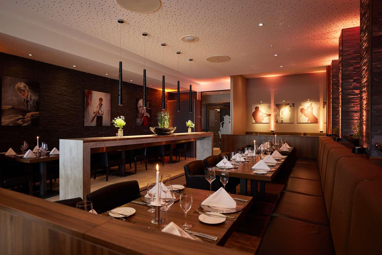 restaurant cafeteria