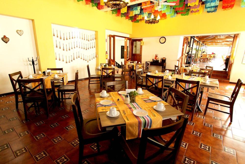restaurant-cafeteria