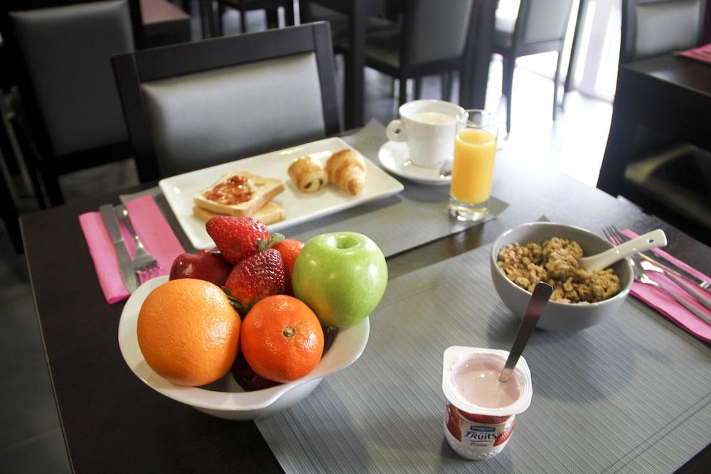 restaurant-cafeteria