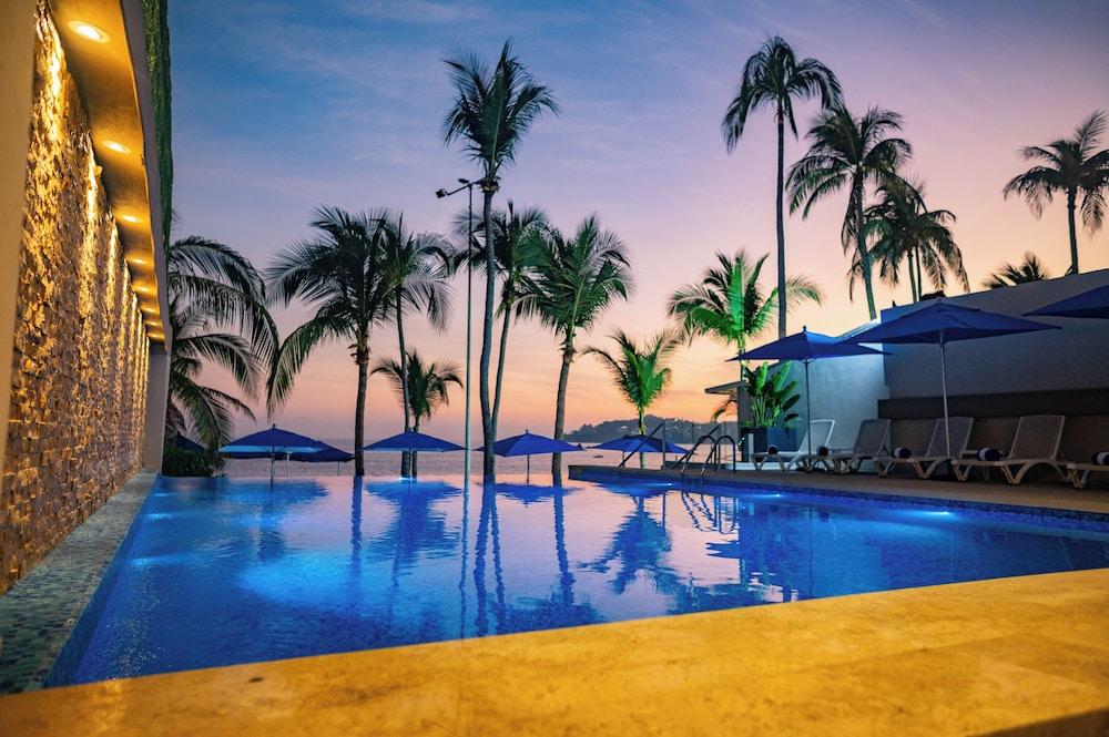 swimming pool spa
