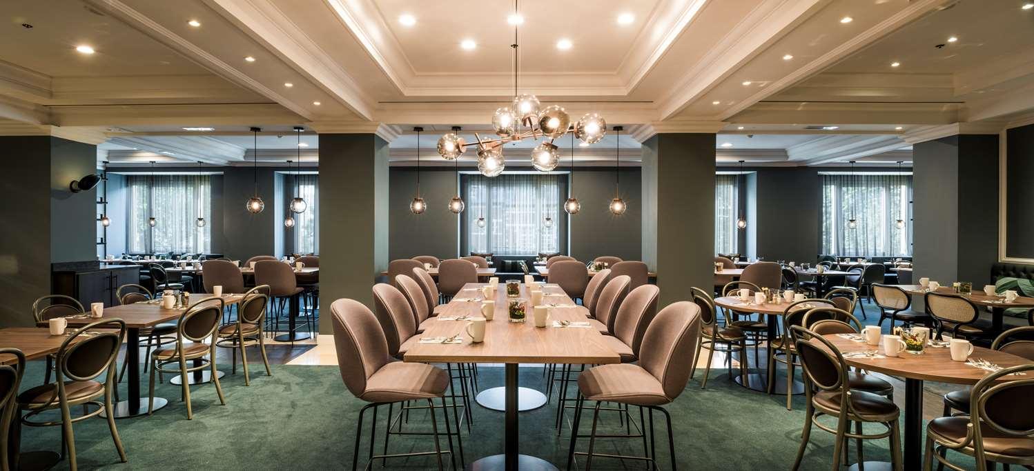 restaurant cafeteria