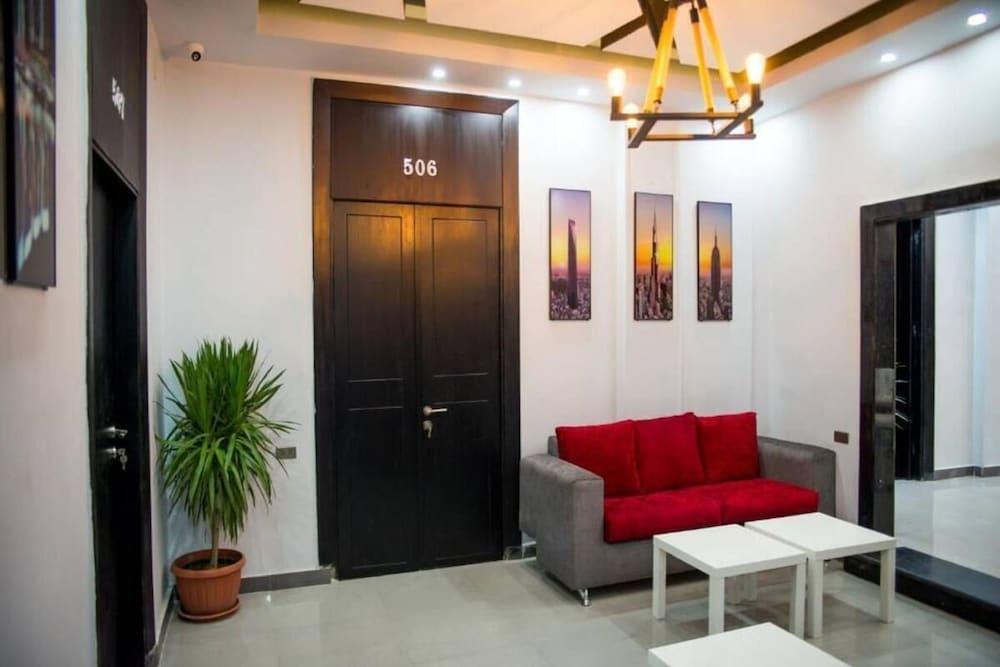 lounge