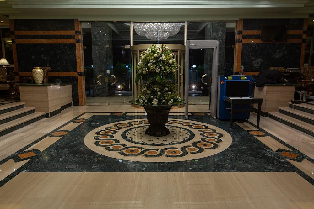 lobby