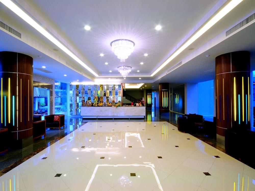 lobby