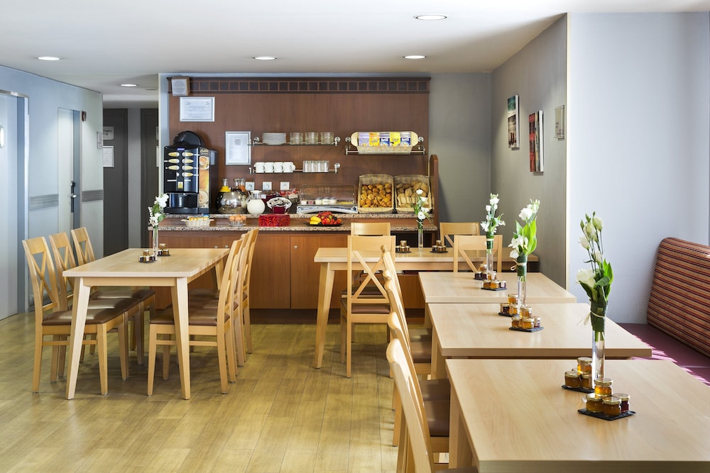 restaurant-cafeteria