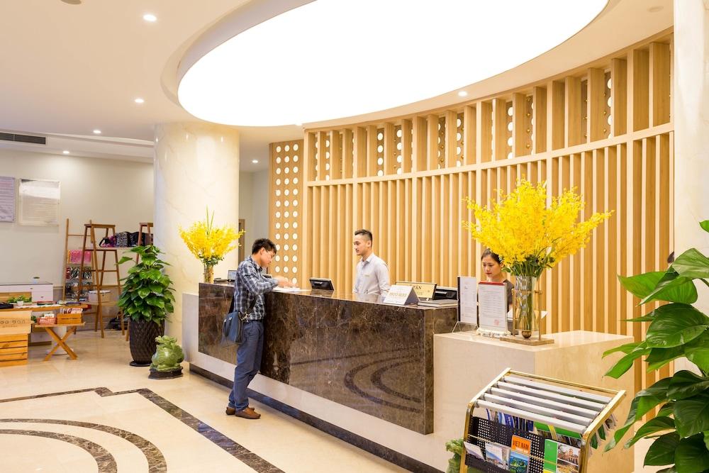 lobby