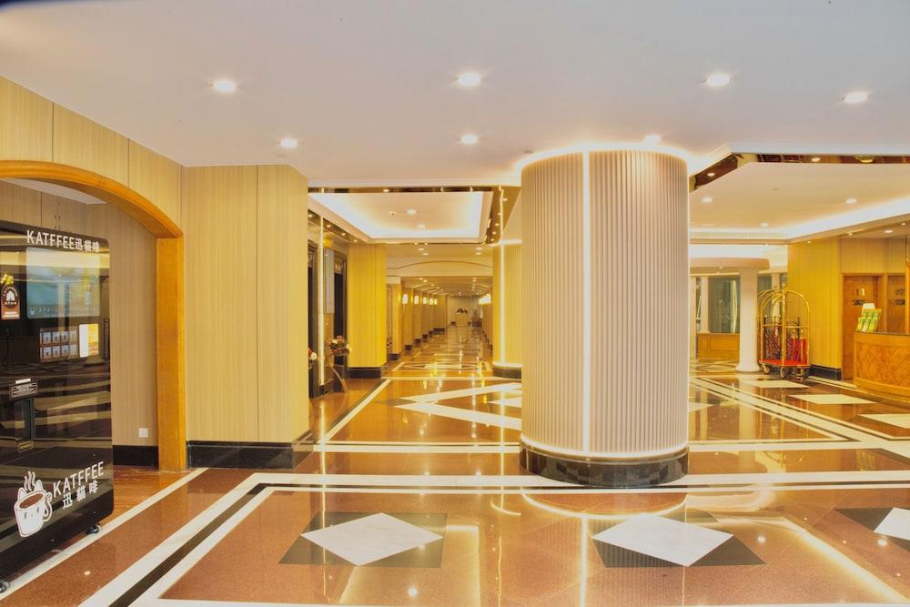 lobby