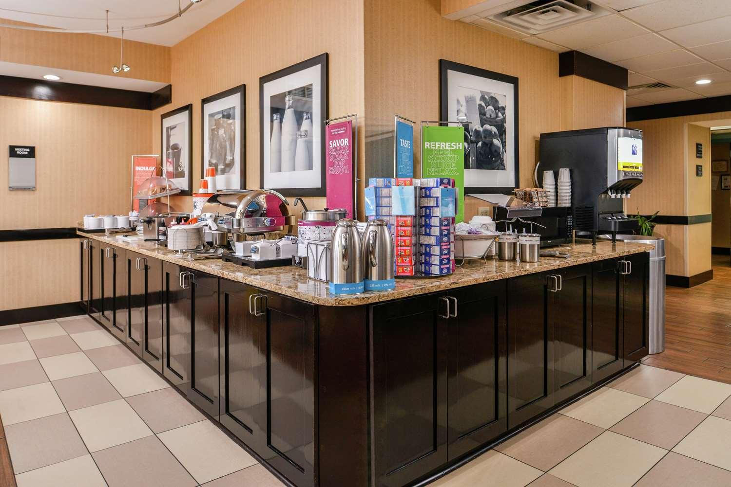 restaurant cafeteria