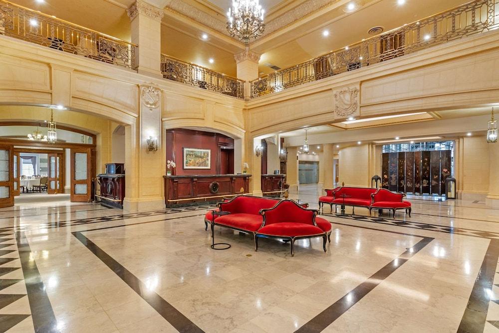 lobby