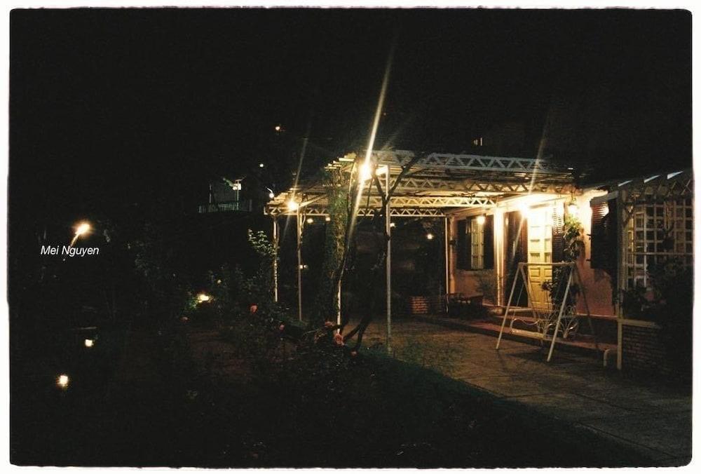surroundings