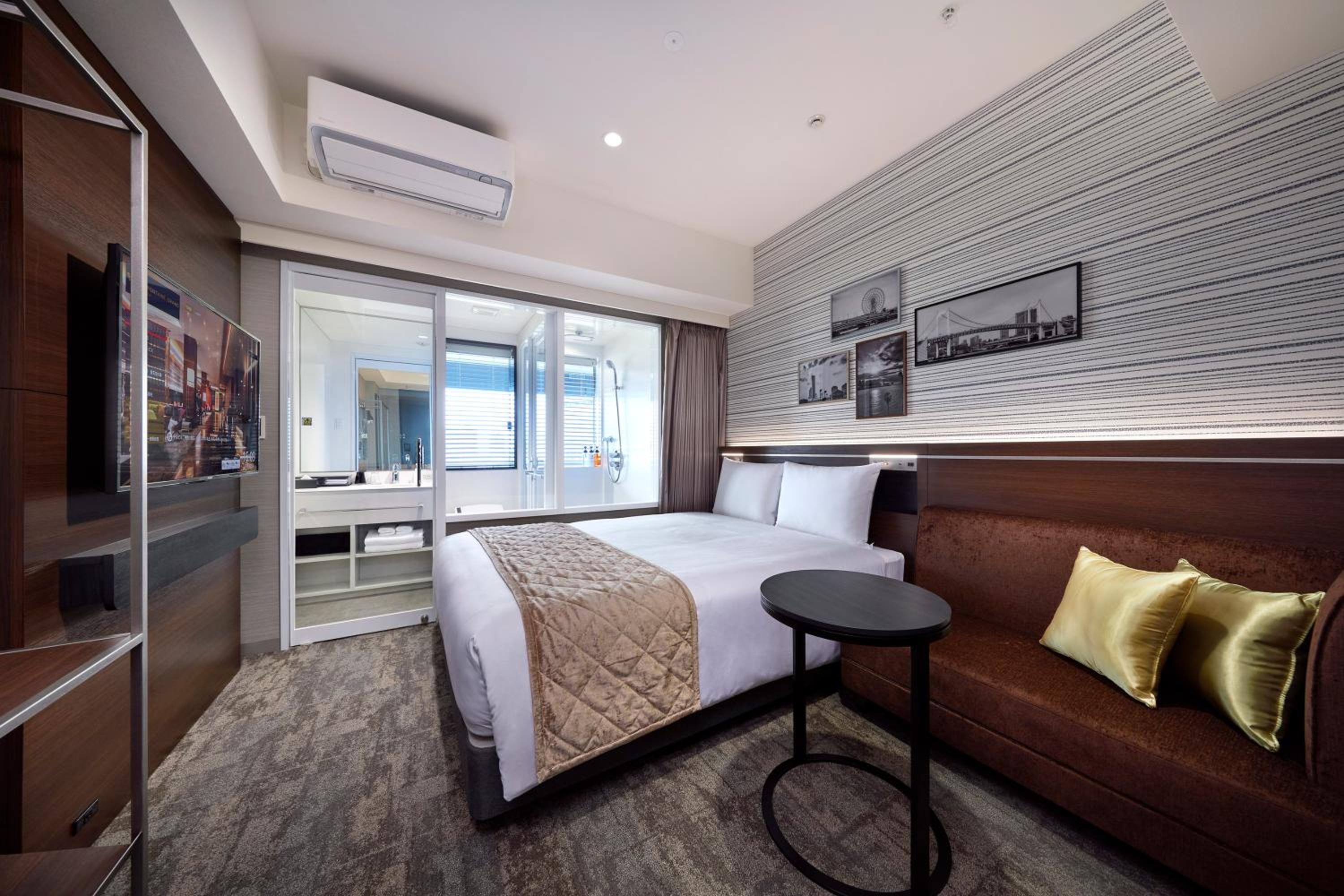 rooms