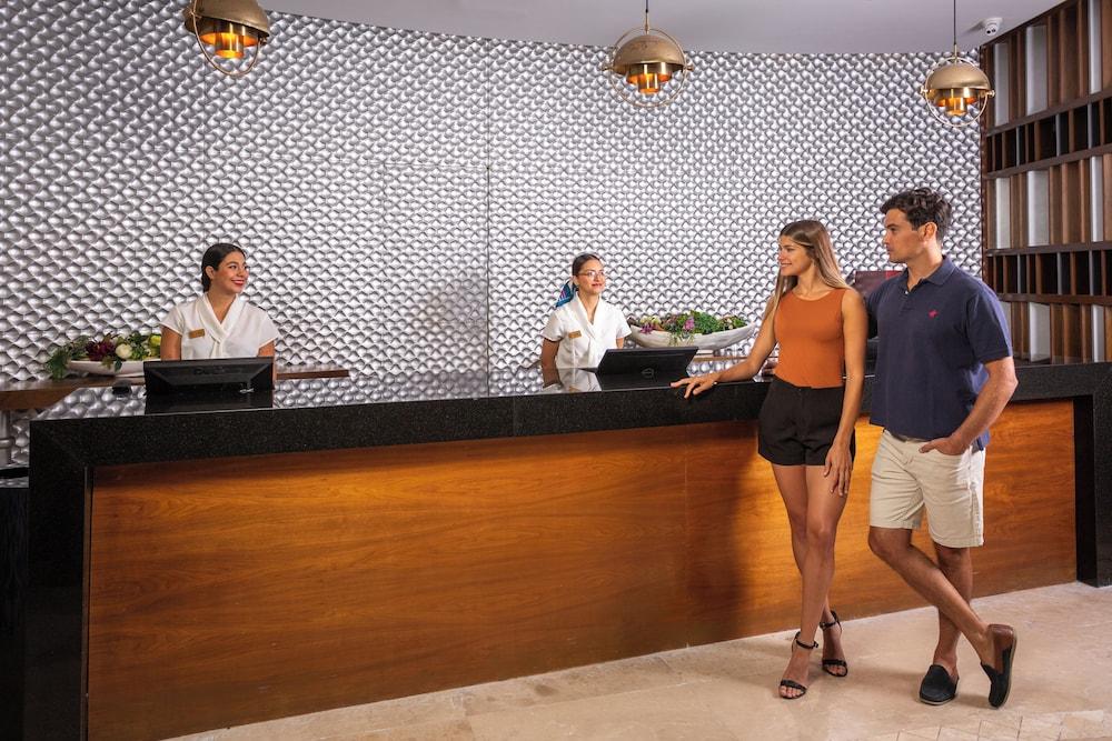lobby