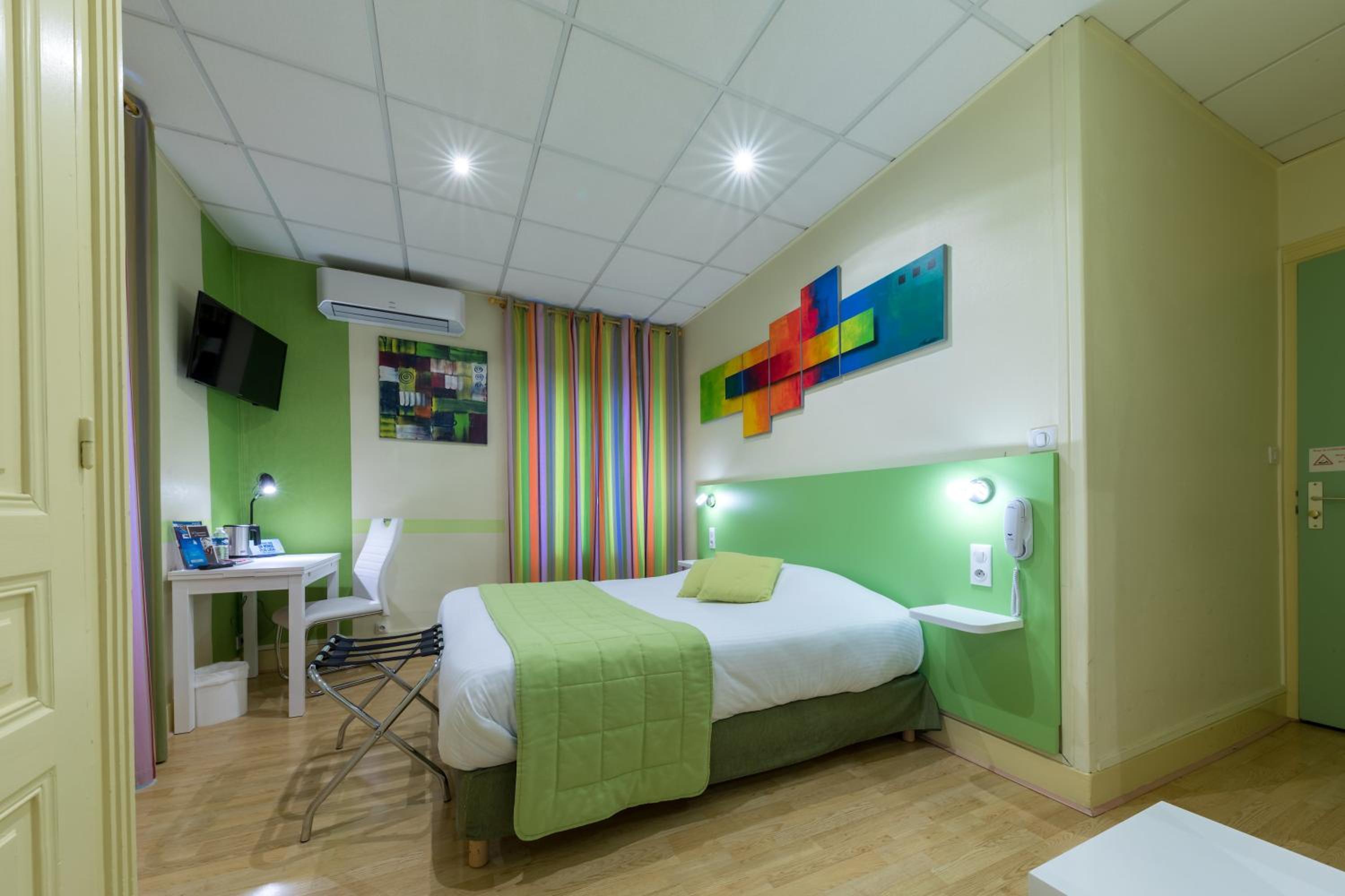 rooms