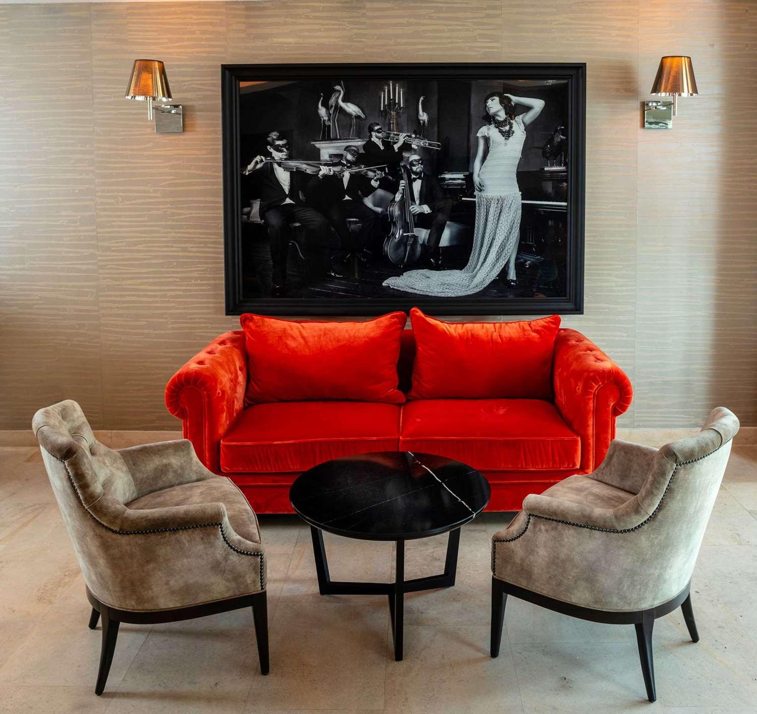 lounge