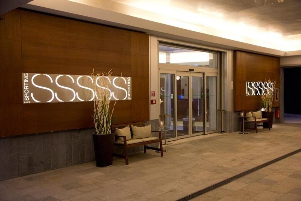 lobby
