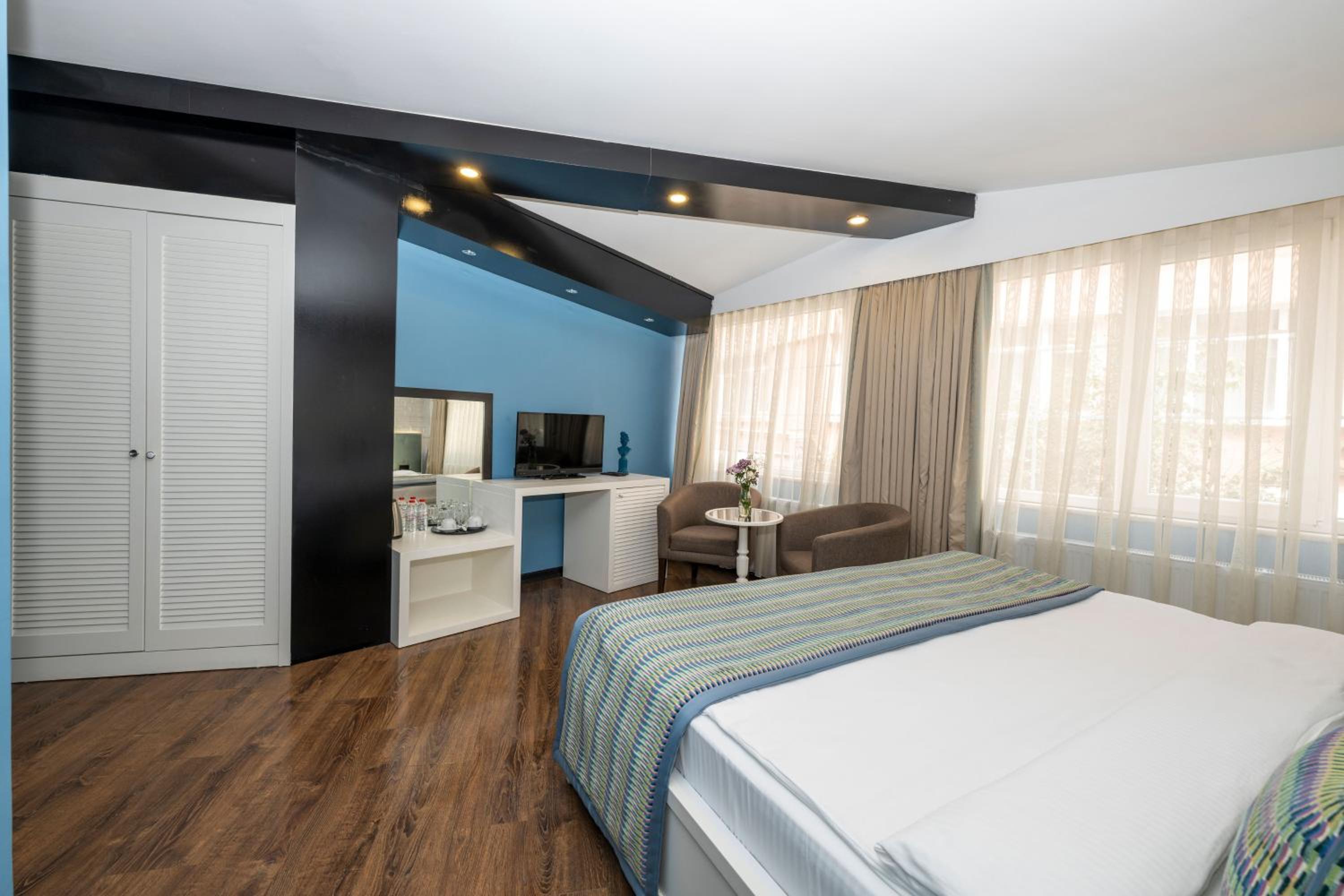 rooms