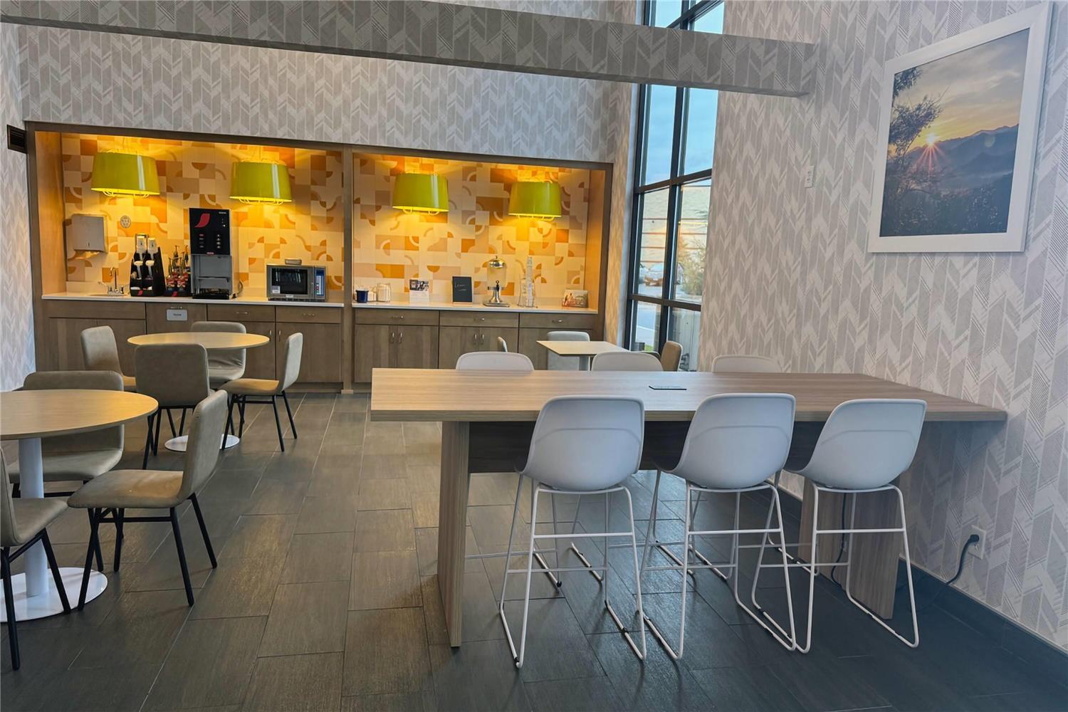 restaurant cafeteria