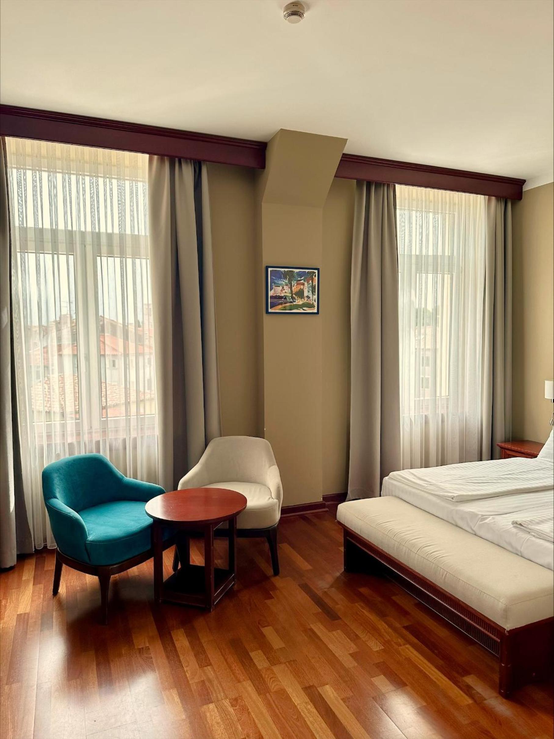 rooms
