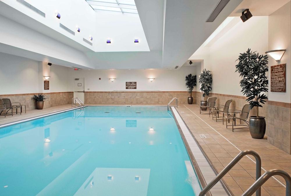 swimming pool spa