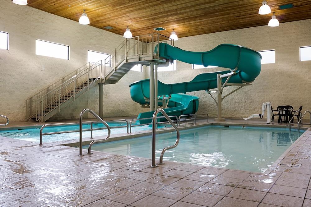swimming pool spa