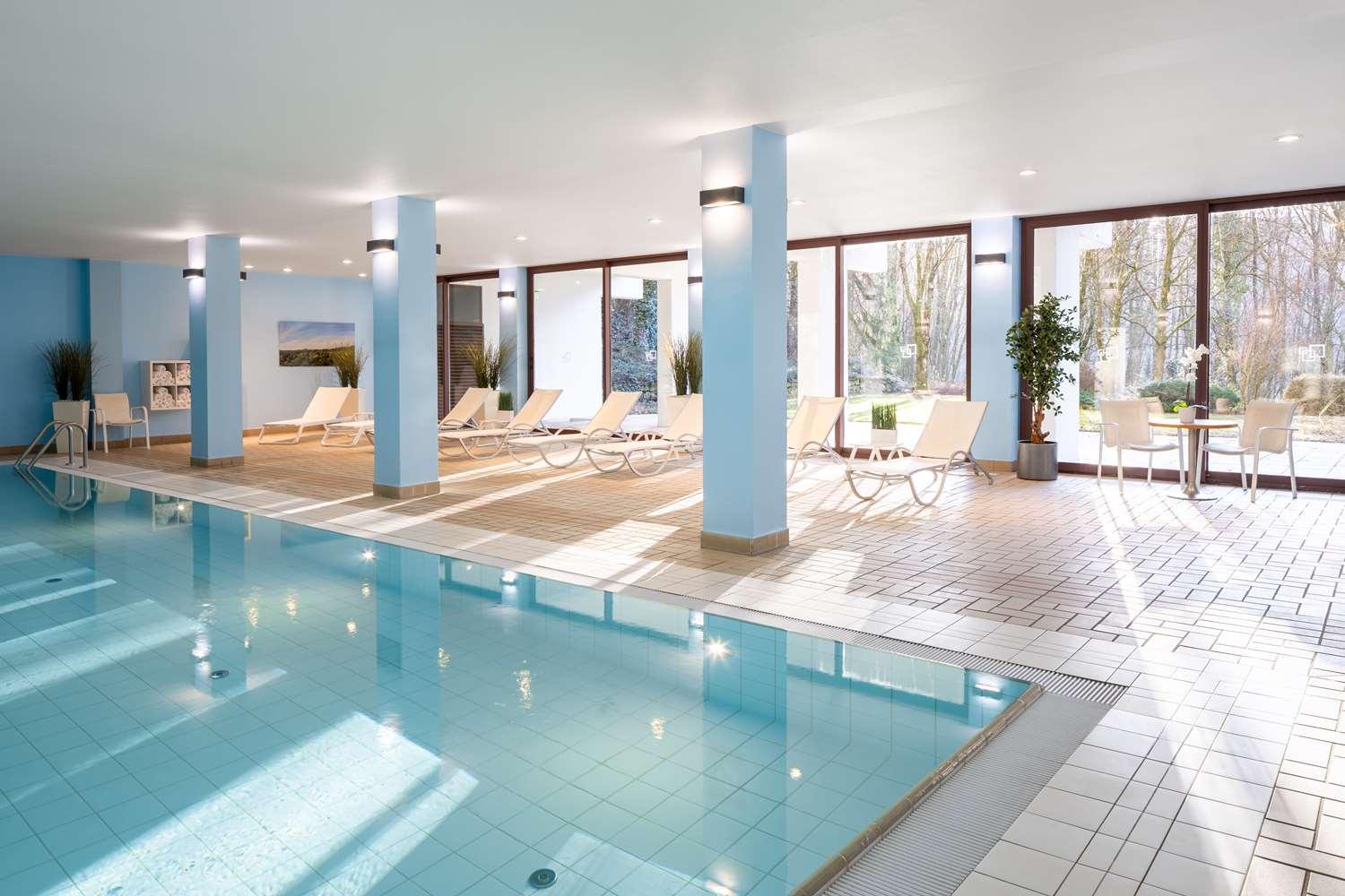 swimming pool spa