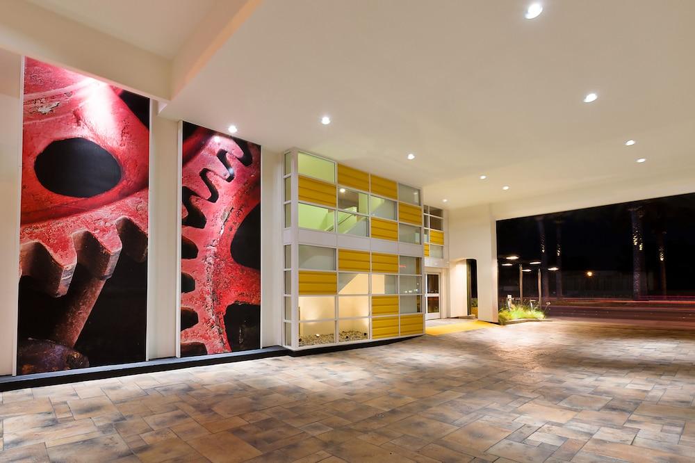 lobby