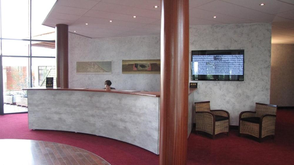 lobby